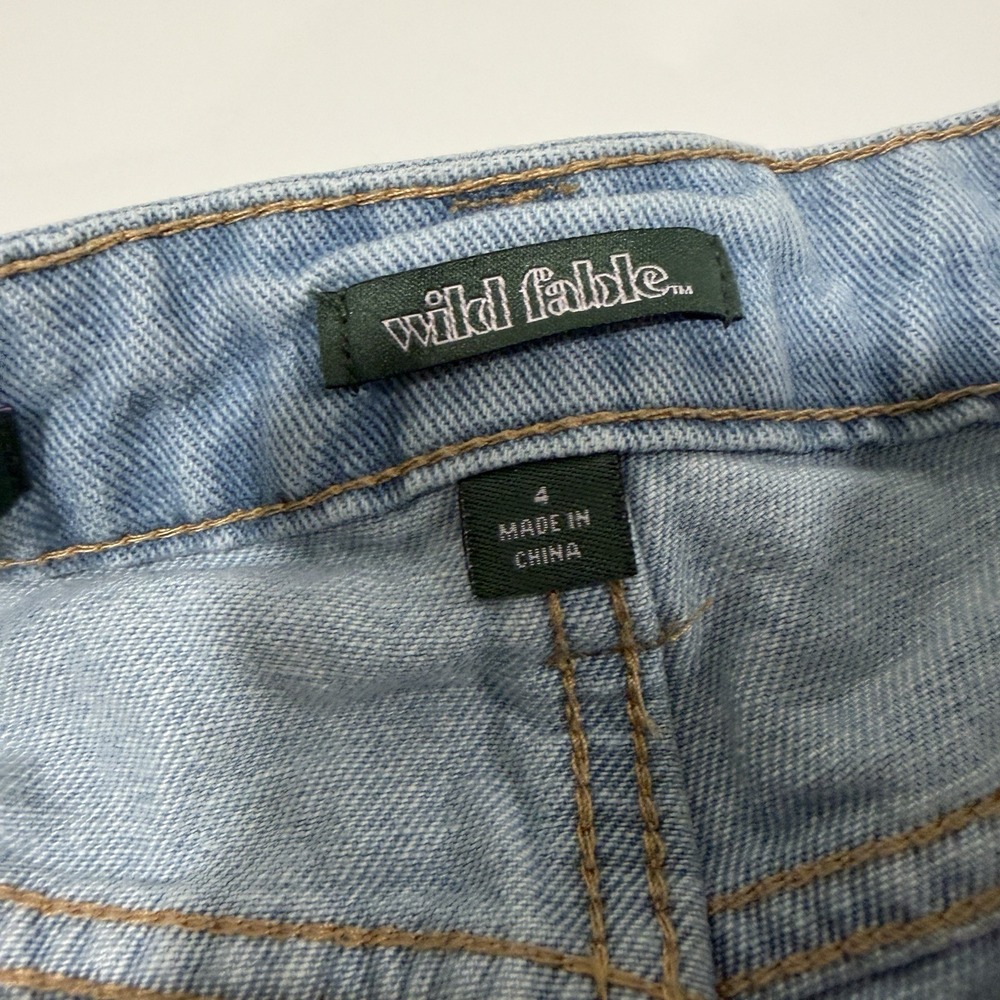 Wild Fable Two-Tone Indigo Patch Super High-Rise Cutoff Jean Shorts size 4 - Picture 3 of 6